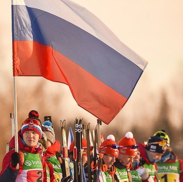 22 августа - день государственного флага России!